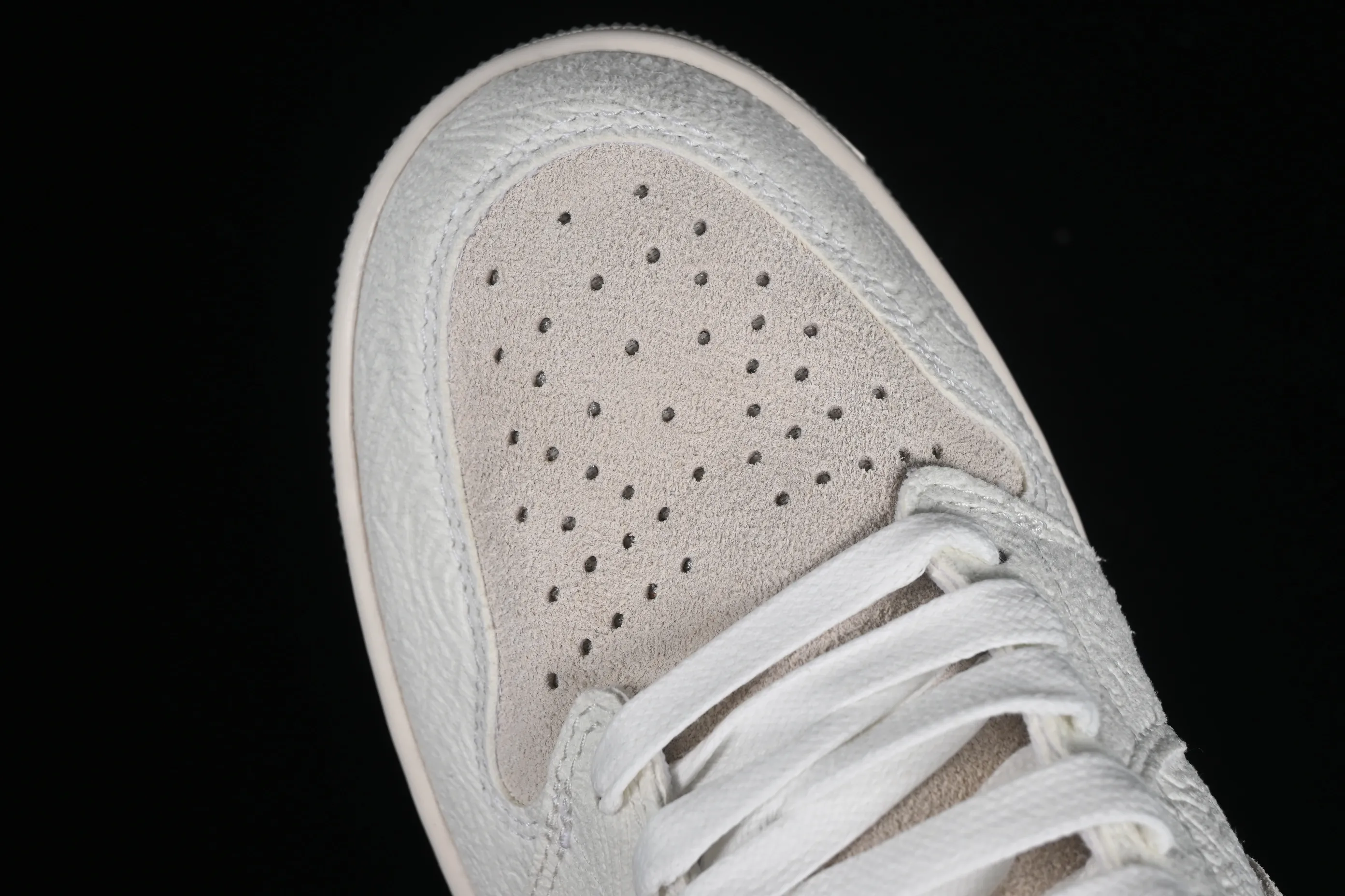 All categories Air Jordan Jordan series basketball shoes Air Jordan 1 Low pure original CP3 x Air Jordan 1 AJ1 Joe 1 embossed white low-top cultural casual sneakers FZ0455-200